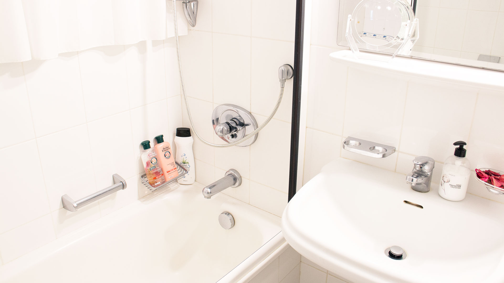 Finca_Atlantico_Bathroom